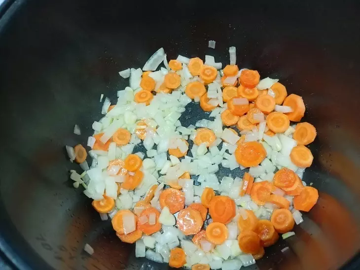Сырный суп с колбасками: шаг 3