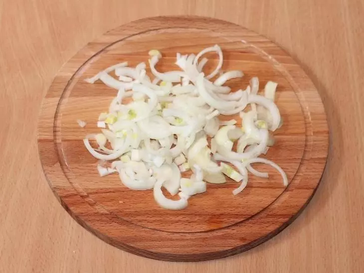 Салат с кальмарами и сладким перцем #постныйстол: шаг 1