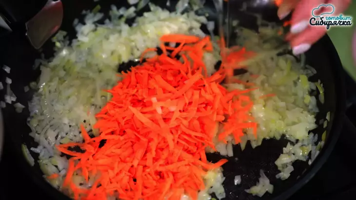 Заправочный суп из свежей капусты с мясом баранины: шаг 2