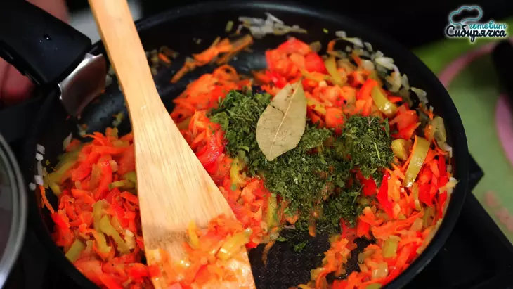 Заправочный суп из свежей капусты с мясом баранины: шаг 4
