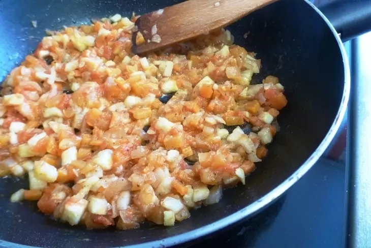 Кабачок, фаршированный овощами с грецкими орехами #постныйстол: шаг 4