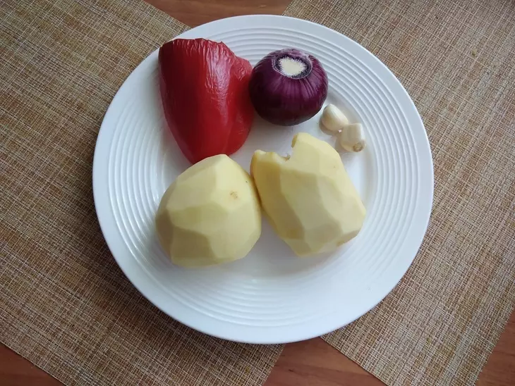 Картофель запечённый в сухарях #постныйстол: шаг 1