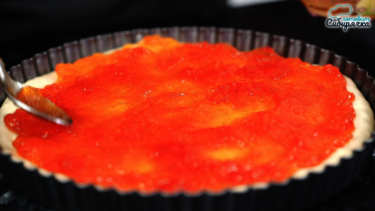Творожно-абрикосовый пирог из дрожжевого теста в духовке: шаг 5