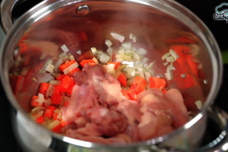 Диетический куриный суп с вермишелью и картофелем: шаг 2