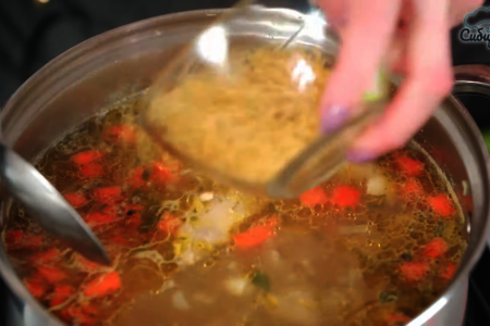 Диетический куриный суп с вермишелью и картофелем: шаг 6