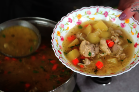Диетический куриный суп с вермишелью и картофелем: шаг 8
