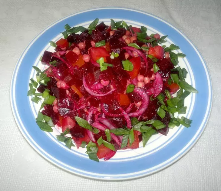 Салат из свёклы с помидорами, нутом и фиолетовым луком #постныйстол: шаг 8