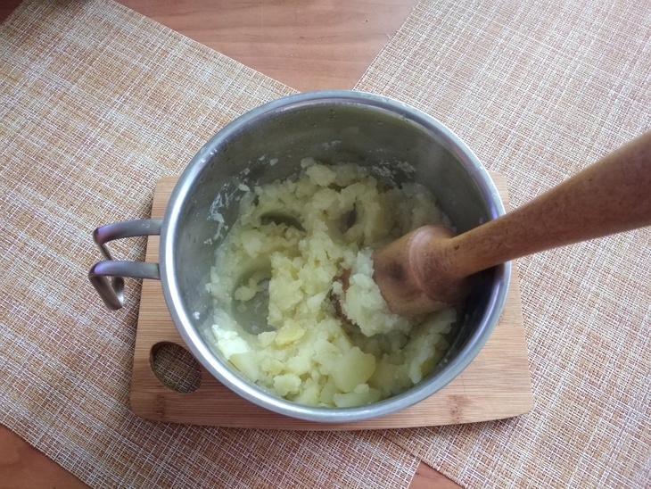 Постные вареники с картошкой и жареными грибами с луком  #постный стол: шаг 10