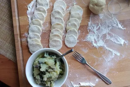 Постные вареники с картошкой и жареными грибами с луком  #постный стол: шаг 13
