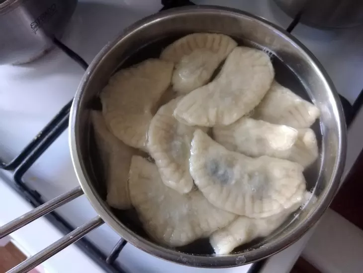 Постные вареники с картошкой и жареными грибами с луком  #постный стол: шаг 16