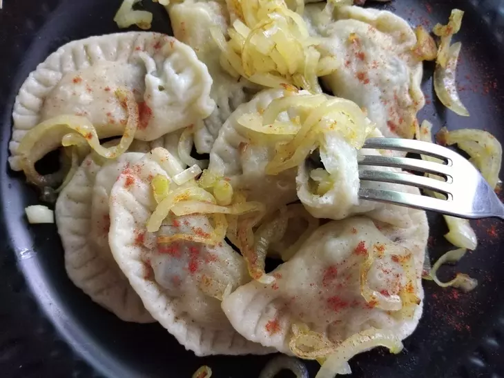 Постные вареники с картошкой и жареными грибами с луком  #постный стол: шаг 18