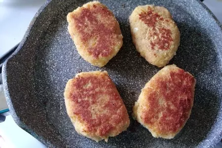 Гороховые постные котлеты #постныйстол: шаг 7