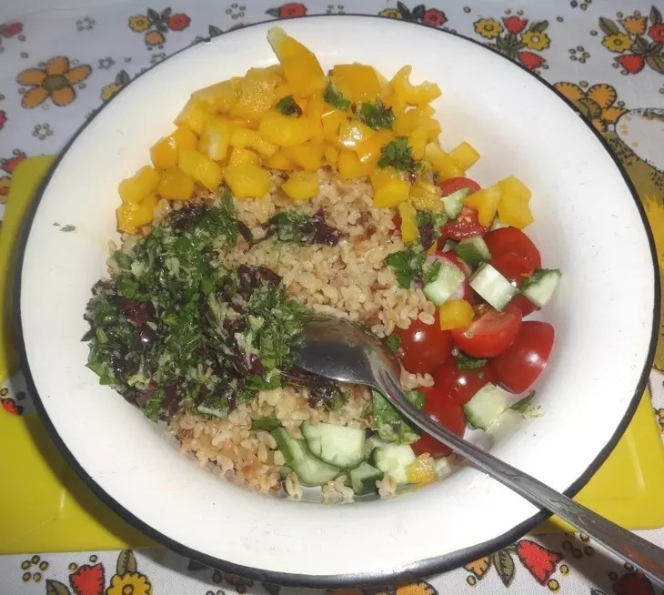Салат с овощами и булгуром#постныйстол: шаг 10