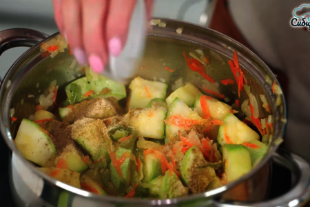 Суп-пюре из кабачков с морковью и луком на мясном бульоне: шаг 4
