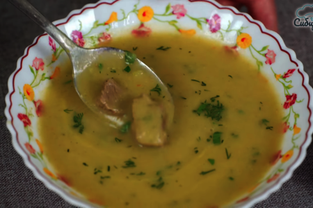 Суп-пюре из кабачков с морковью и луком на мясном бульоне: шаг 8