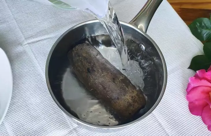 Рецепт салата из свеклы с чесноком и майонезом: шаг 1
