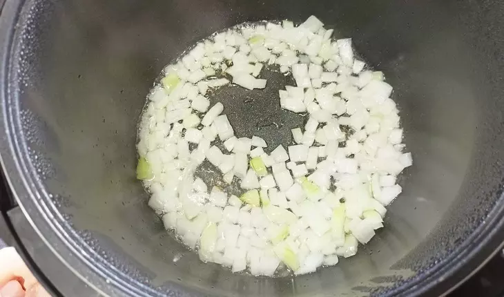 Паприкаш из курицы (в мультиварке): шаг 3