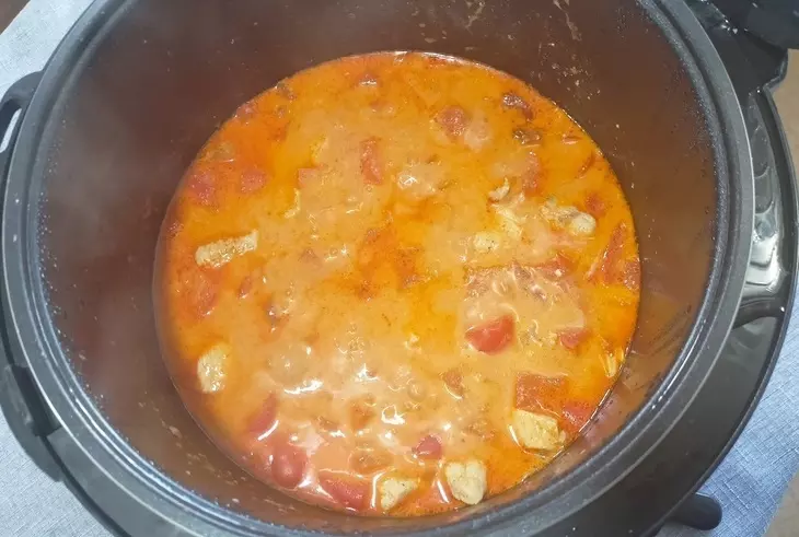 Паприкаш из курицы (в мультиварке): шаг 5