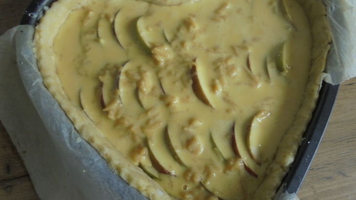 Яблочный тарт с марципаном #блюдосизюминкой: шаг 9