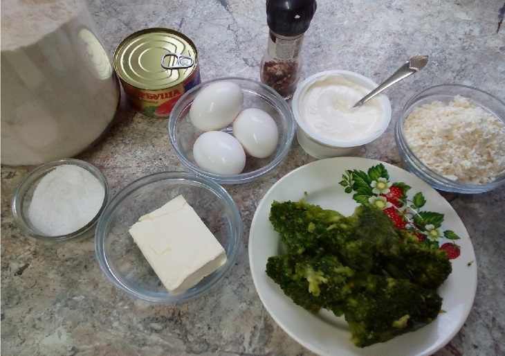 Тарт с брокколи, творогом и горбушей #блюдосизюминкой: шаг 1