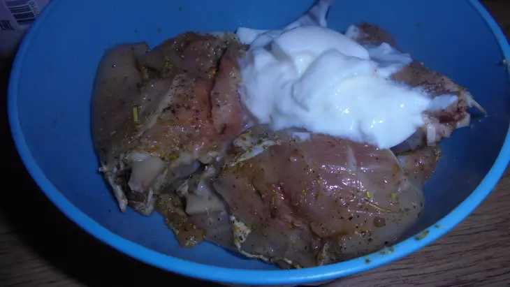 Запеченная курица  в мацони #блюдосизюминкой: шаг 2