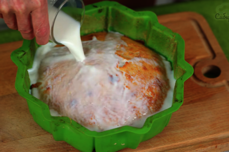 Молочный пирог-манник с абрикосами в духовке: шаг 7