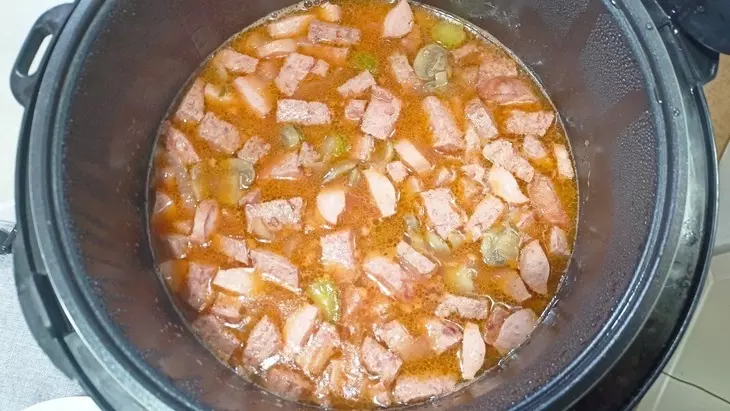Солянка с грибами (в мультиварке): шаг 5