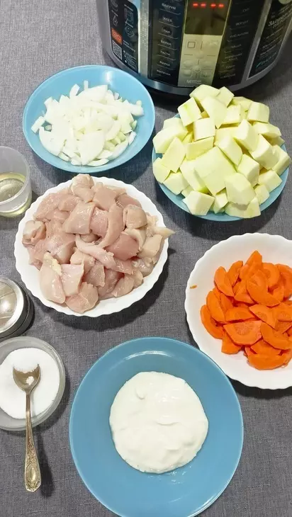 Курица с кабачками (в мультиварке): шаг 2