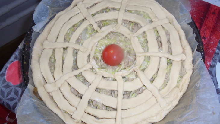Пикантный пирог с курицей и кабачками с маринадом махеевъ #махеевъ: шаг 9