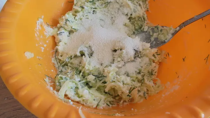 Кабачково-творожные оладьи с горчичным вкусом махеевъ #махеевъ: шаг 5