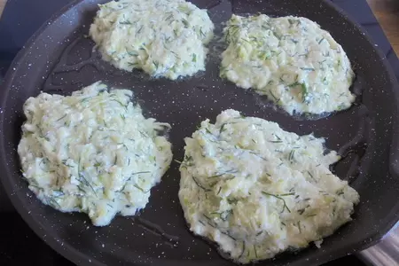 Кабачково-творожные оладьи с горчичным вкусом махеевъ #махеевъ: шаг 6
