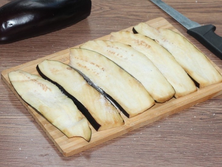 Пирог с баклажаном, луком и сыром “махеевъ” #махеевъ: шаг 5