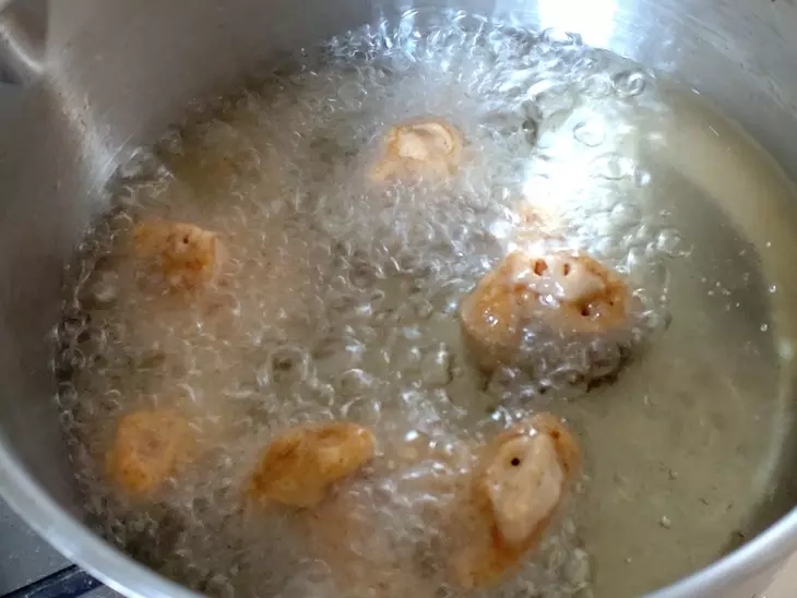 Лисички в пивном кляре с соусом "махеевъ" #махеевъ: шаг 7