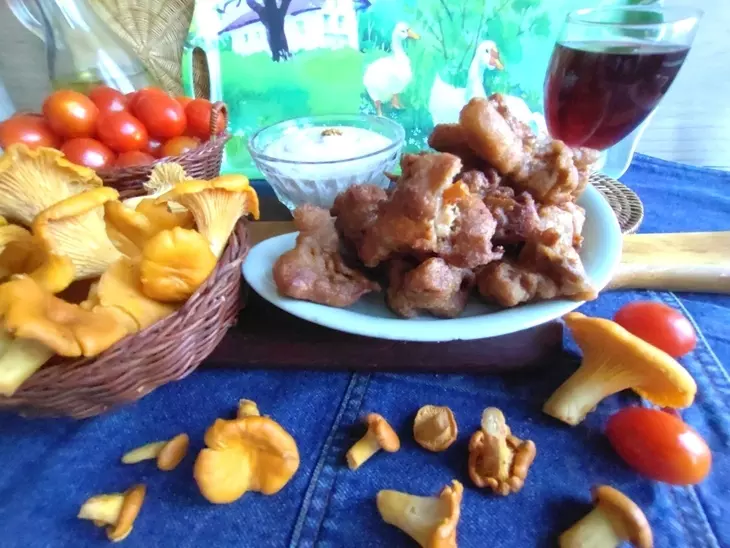Лисички в пивном кляре с соусом "махеевъ" #махеевъ: шаг 14