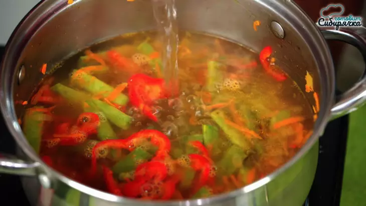 Овощной суп с мясными фрикадельками и стручковой фасолью: шаг 6