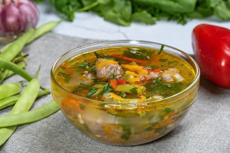 Овощной суп с мясными фрикадельками и стручковой фасолью: шаг 9