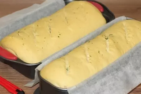 Хлеб с зеленым чесночным соусом: шаг 18
