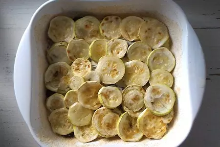 Запеканка из баклажанов и кабачков с курицей: шаг 11