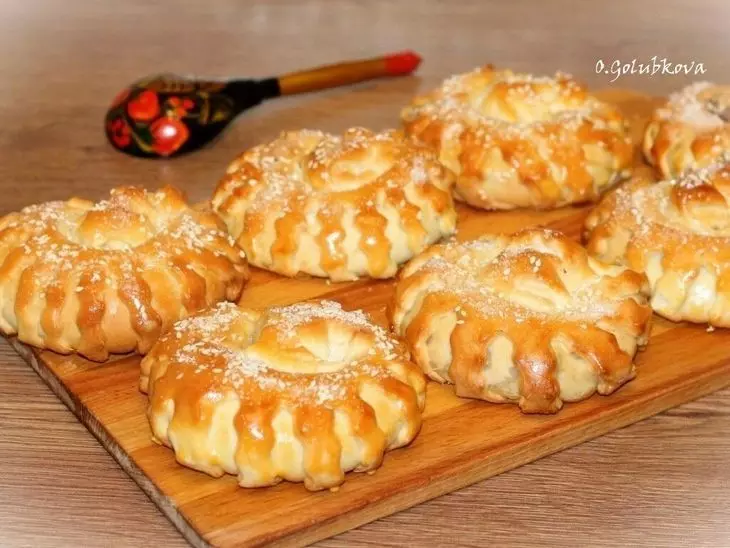 Булочки - улитки с фруктовой начинкой: шаг 14