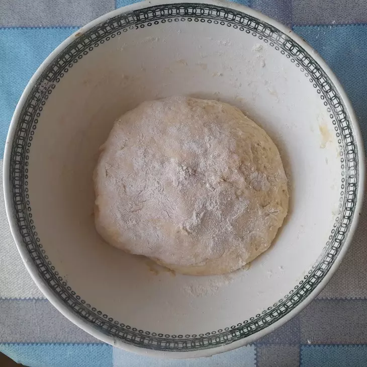 Дрожжевой пирог с яблоками и ежевикой: шаг 5