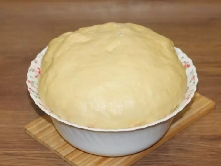 Пироги с клубникой и яблоками: шаг 13
