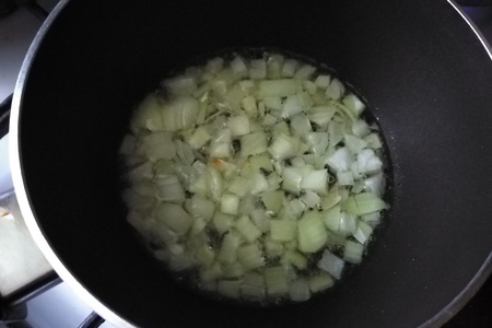Суп из кильки в томате с овощами: шаг 1