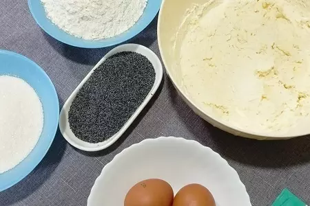 Манник на сметане с маком: шаг 2