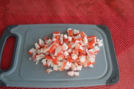 Salad "funny crab" with mayonnaise "Mahe's": step 2