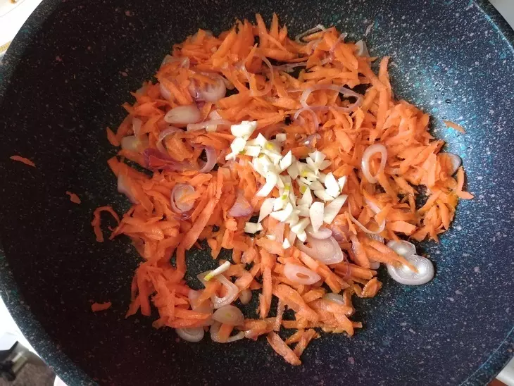 Махеевъ-ские окорочка с золотистым рисом и кукурузой: шаг 6
