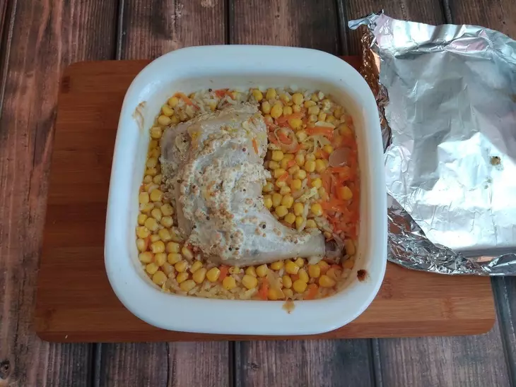 Махеевъ-ские окорочка с золотистым рисом и кукурузой: шаг 13