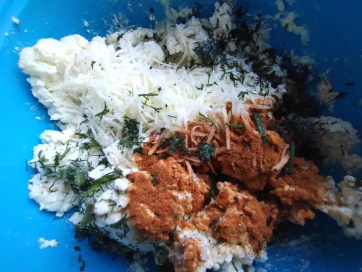 Лепёшки с сыром и творогом: шаг 8