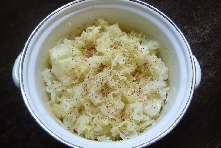 Хрустящий овощной салат с древесными грибами: шаг 2