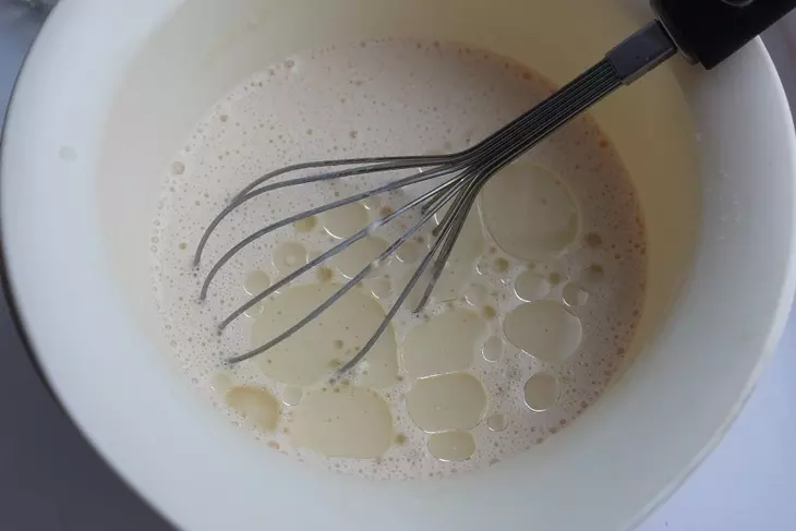 Нежные блинчики на воде и молоке: шаг 3