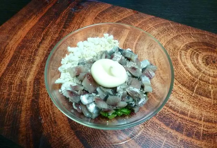 Блинчики "закусочные" с килькой и яйцом #масленица2023: шаг 4